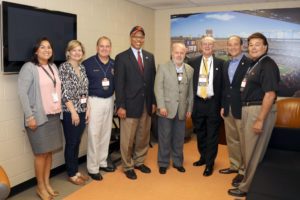 Lorena Rivera, Directora de Asuntos Hispanos en Maryland, Sra. Sierra, Alex Zunca, Boyd Rutherford, Francisco Borja Cevallos, John C. Wobensmith, Jesús Sierra Victoria y Roger Campos de la Gobernación de Maryland.