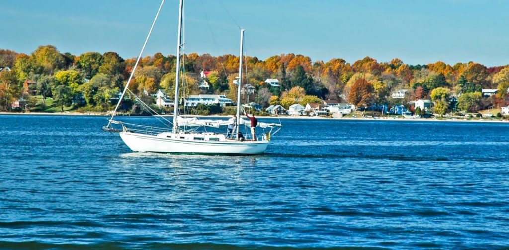 Sailing on the Chesapeake bay shutterstock_1609886 - Copy