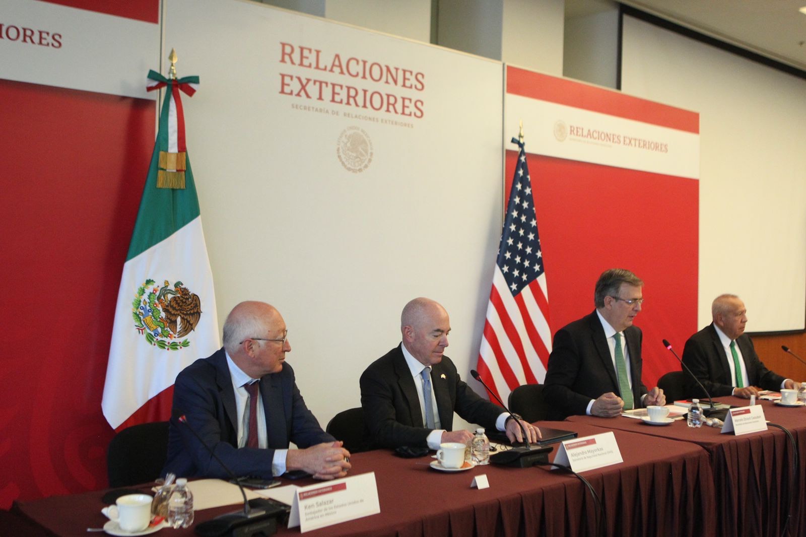 El Secretario De Seguridad Nacional De EE.UU. Alejandro Mayorkas, Se ...