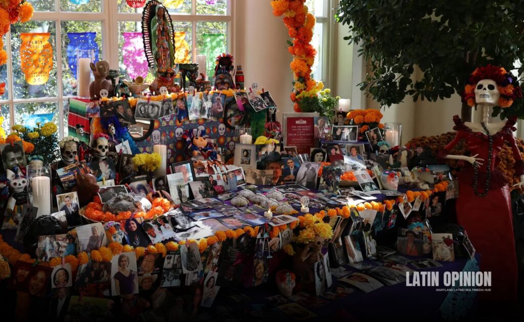 altar-del-dia-de-muertos-en-casa-blanca