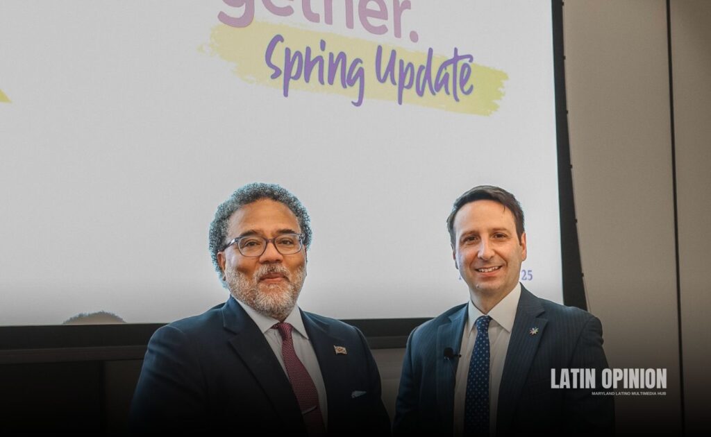 El Secretario de Comercio de Maryland, Harry Coker, junto al Presidente y CEO de Baltimore Development Corp. (BDC). Colin Tarbert.