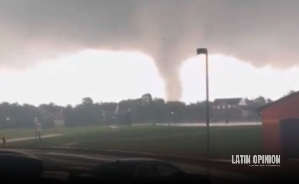 tormentas y tornados