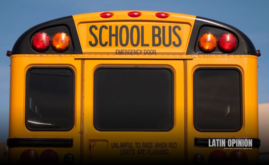 Accidente de bus escolar en Anne Arundel deja 12 hospitalizados bus escolar