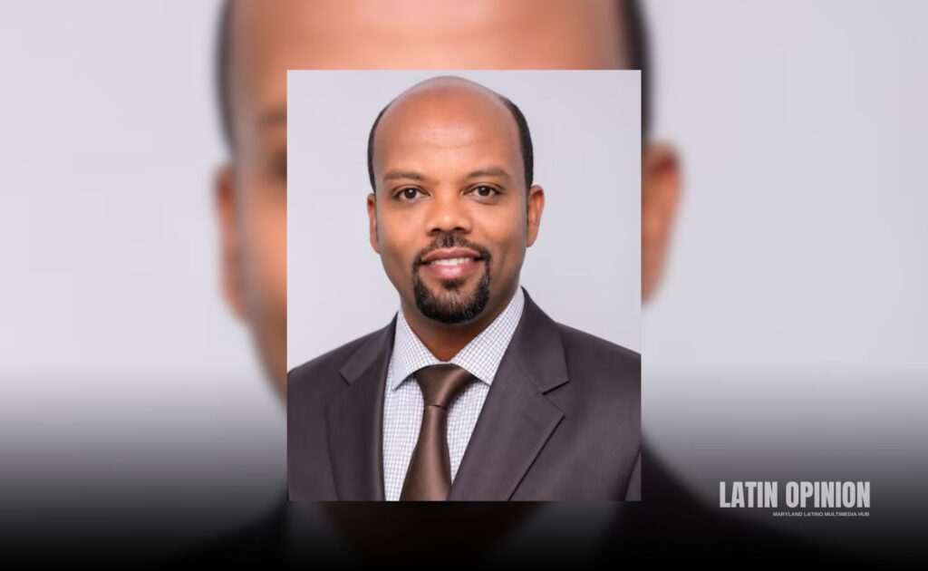 ICE detiene a «profesor del año» de Maryland en aeropuerto profesor
