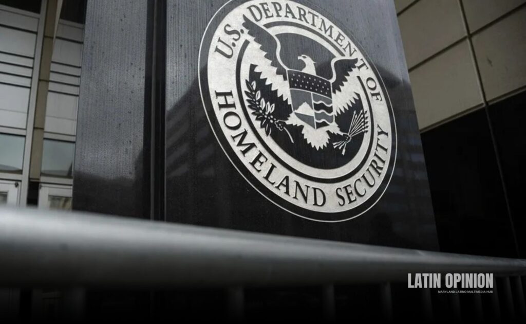 USCIS iniciará la aplicación de la nueva regla de «Carga Pública» USCIS