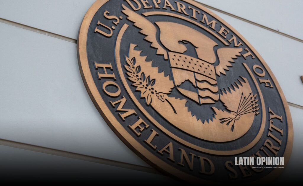 DHS reporta la deportación de personas clasificadas como amenazas DHS