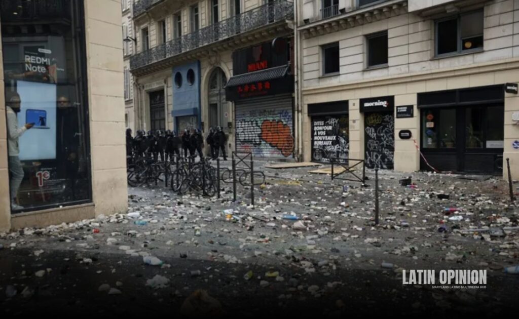 Toques de queda en París y otras ciudades por disturbios y saqueos París