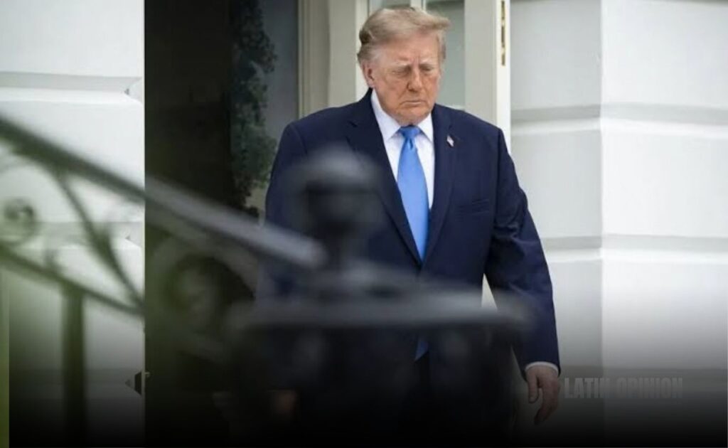 Trump pierde apoyo entre latinos a un mes de legislativas Trump